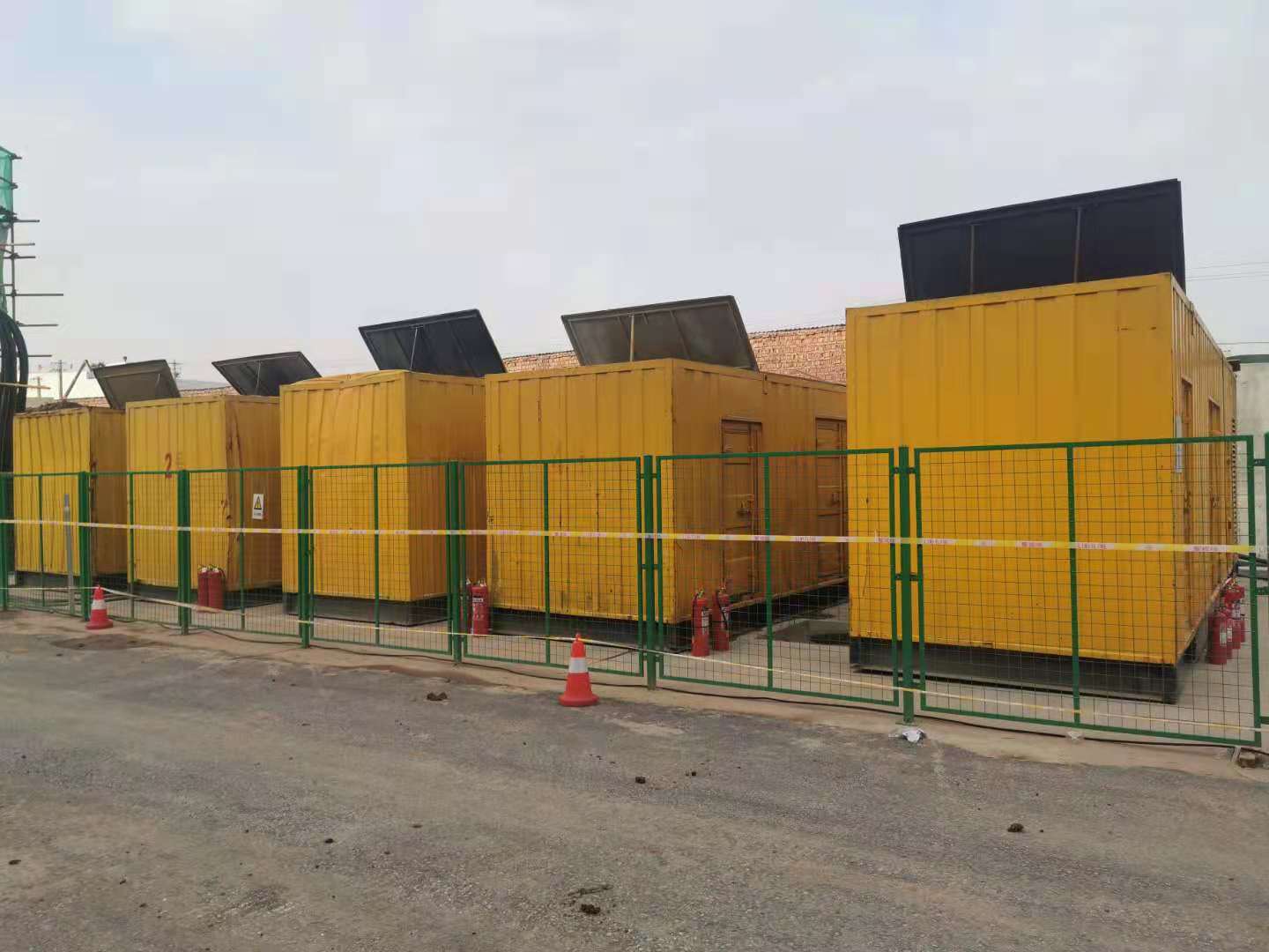 老街街道发电机出租-柴油发电机组的额定参数有哪几个？