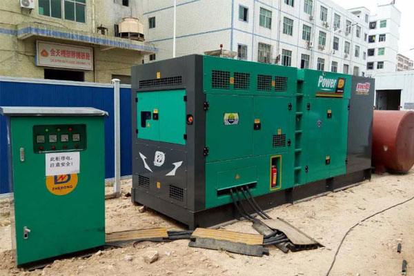 老街街道为什么夏季要重点检查发电机组的燃油系统密封性？